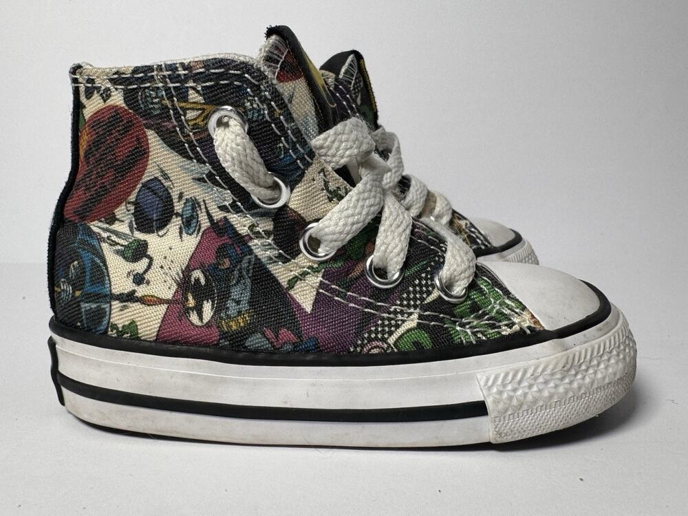 Converse Batman Toddler High Top Sneakers Size 4 Comic Print Shoes